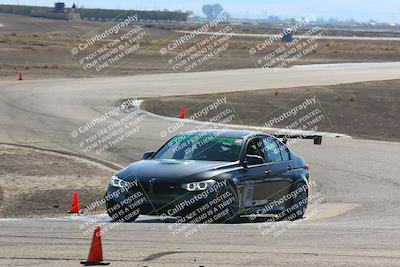 media/Nov-13-2022-GTA Finals Buttonwillow (Sun) [[d9378ae8d1]]/Group 4/Offramp/